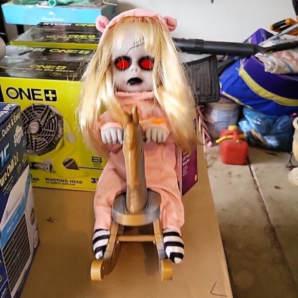 Nwt-"Last ONE"halloween 17" Animated Creepy Singing Doll on Rocking Horse Motion - Picture 13 of 16